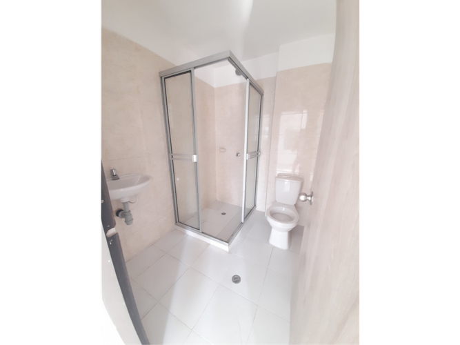 Edificio en venta en Ciudad Cordoba, Cali, 390 m² · foto 4 de 14