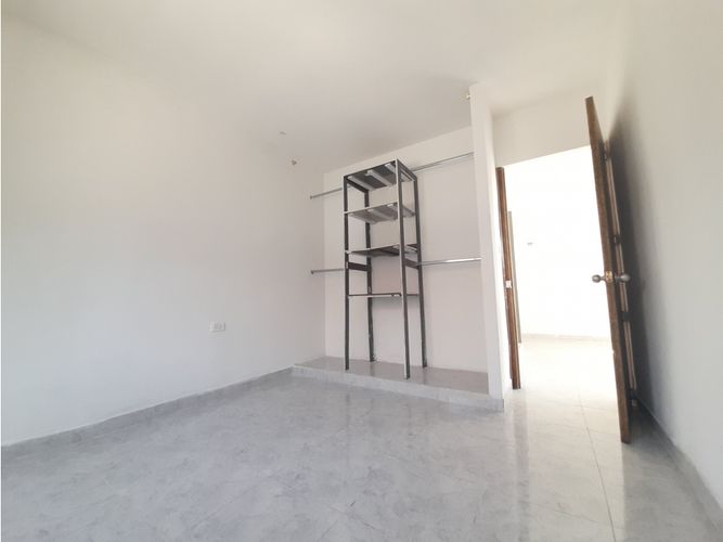 Edificio en venta en Ciudad Cordoba, Cali, 390 m² · foto 10 de 14
