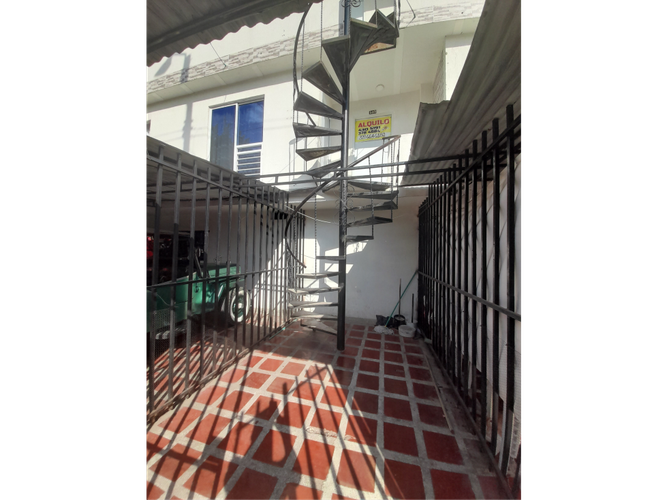 Edificio en venta en Ciudad Cordoba, Cali, 390 m² · foto 13 de 14