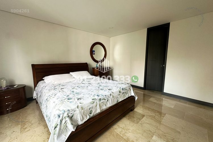 Apartamento de 3 alcobas en venta en Castropol, Medellín, 139 m² · foto 10 de 24