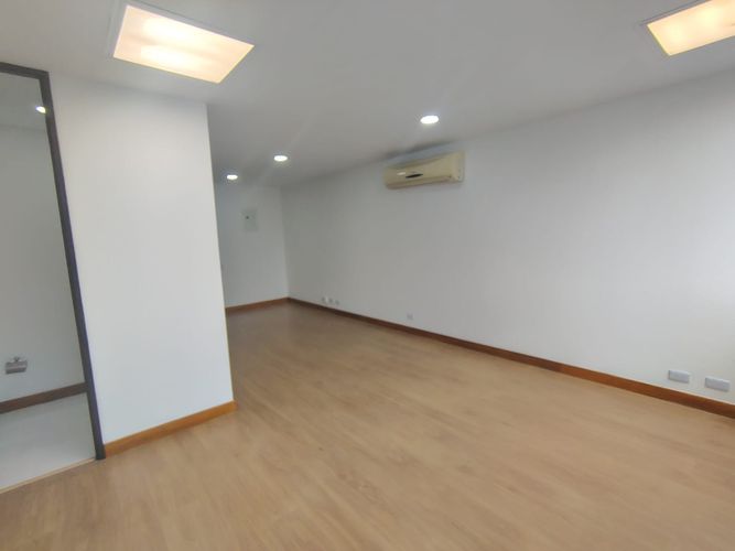 Oficina en arriendo en El Poblado, Medellín, 32 m² · foto 3 de 7