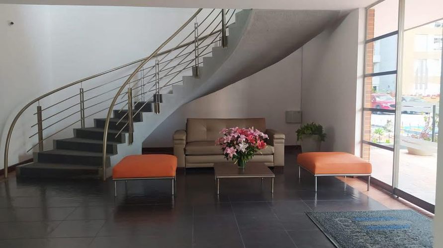 Apartamento de 4 alcobas en venta en Colina Campestre, Bogotá, 134 m² · foto 3 de 24
