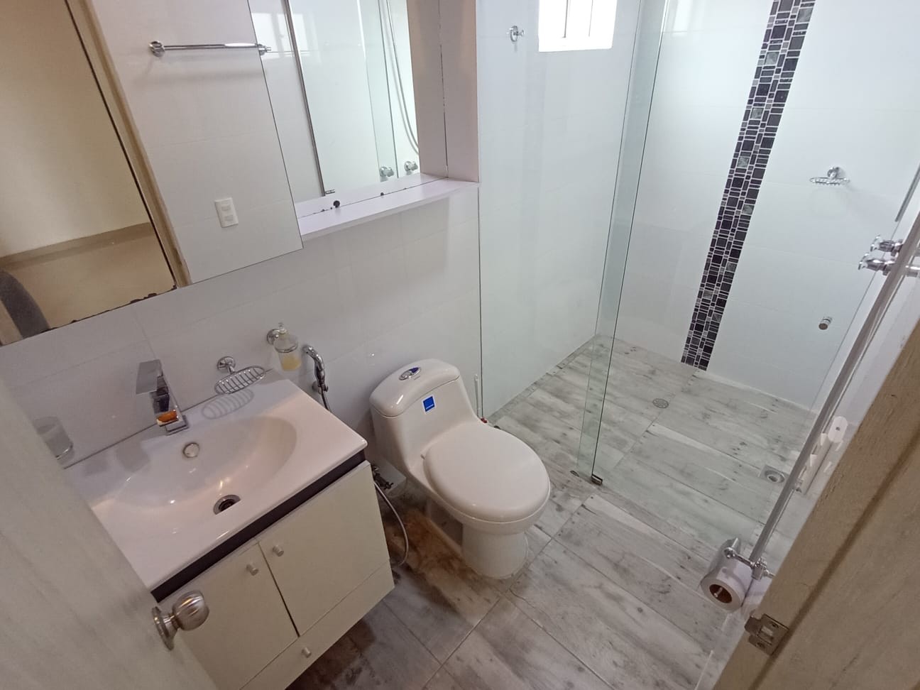 Apartamento en arriendo en Laureles, Medellín · foto 13 de 18