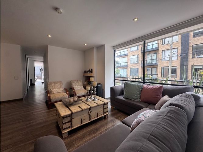 Apartamento de 3 alcobas en venta en Bella Suiza, Bogotá, 133 m² · foto 7 de 24