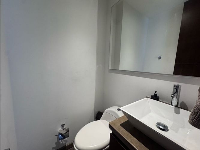 Apartamento de 3 alcobas en venta en Bella Suiza, Bogotá, 133 m² · foto 8 de 24
