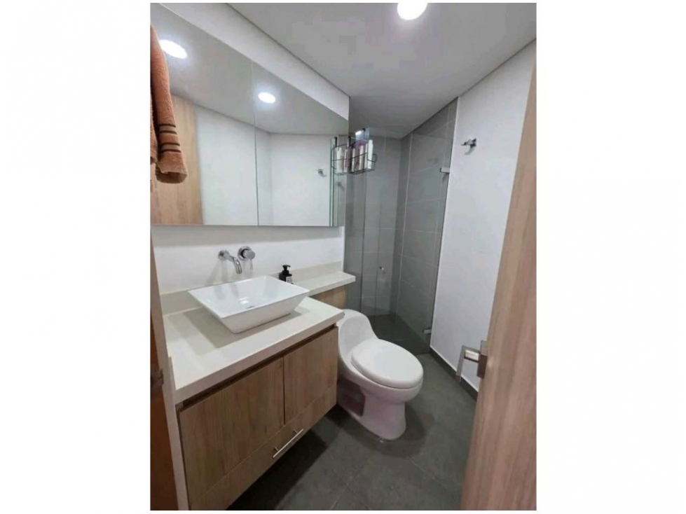 Apartamento en venta en El Poblado, Medellín 3