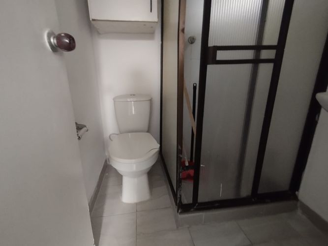 Apartamento de 4 alcobas en arriendo en Loma Del Escobero, Envigado, 133 m² · foto 4 de 17