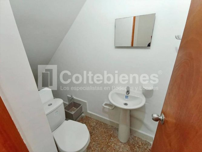 Local en venta en Calle Nueva, Medellín, 160 m² · foto 8 de 23