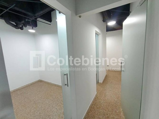 Local en venta en Calle Nueva, Medellín, 160 m² · foto 16 de 23
