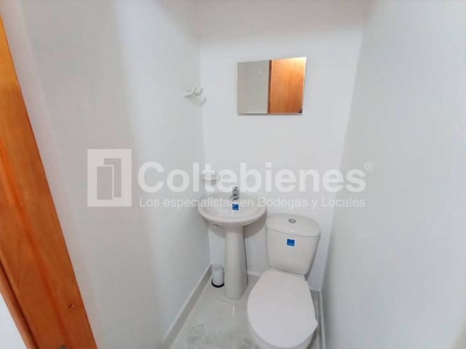 Local en venta en Calle Nueva, Medellín, 160 m² · foto 21 de 23