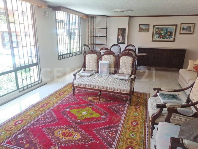 Apartamento de 3 alcobas en venta en San Patricio, Bogotá, 145 m² · foto 4 de 21