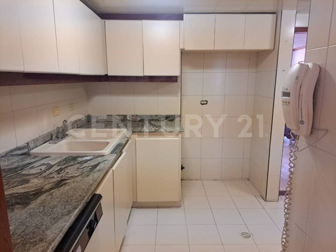 Apartamento de 3 alcobas en venta en San Patricio, Bogotá, 145 m² · foto 6 de 21
