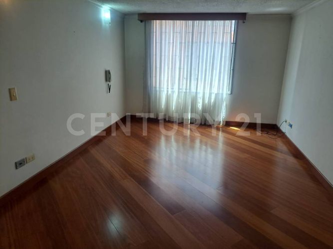 Apartamento de 3 alcobas en venta en San Patricio, Bogotá, 145 m² · foto 12 de 21