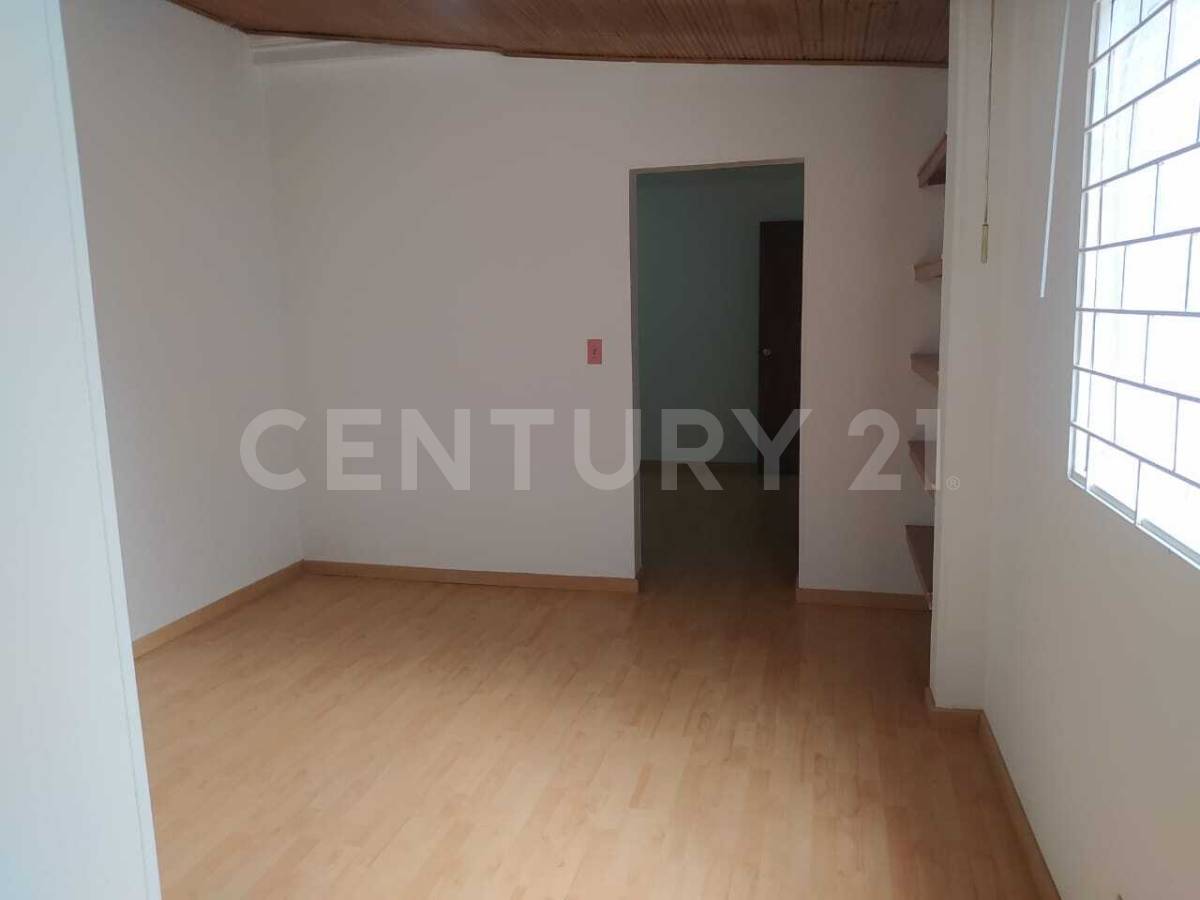 Casa en venta en Mandalay, Bogotá · foto 14 de 23