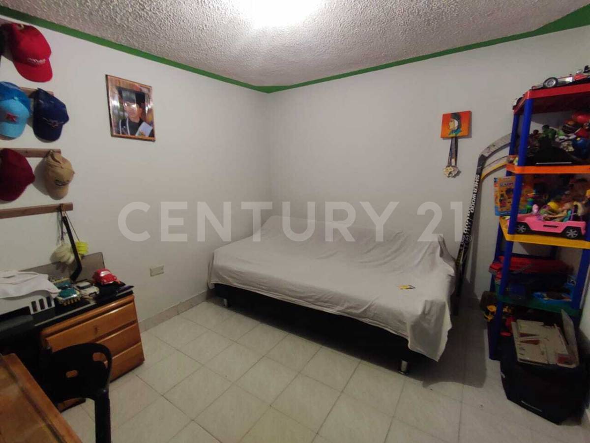 Casa en venta en Fontibon, Bogotá · foto 7 de 19