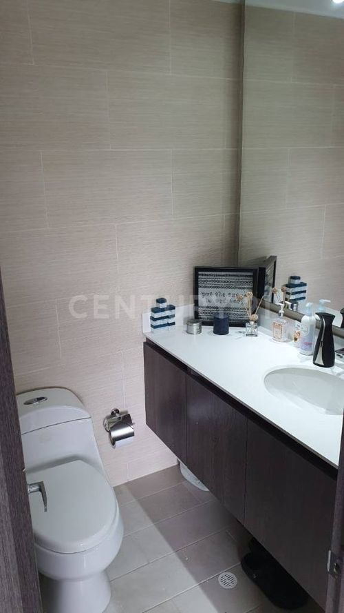 Apartamento de 2 alcobas en venta en Chapinero, Bogotá, 85 m² · foto 6 de 7