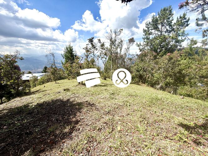 Lote en venta en Zona Centro, Envigado, 2400 m² · foto 13 de 18