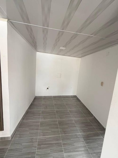 Casa de 3 alcobas en venta en Garcia Rovira, Bucaramanga, 124 m² · foto 9 de 16