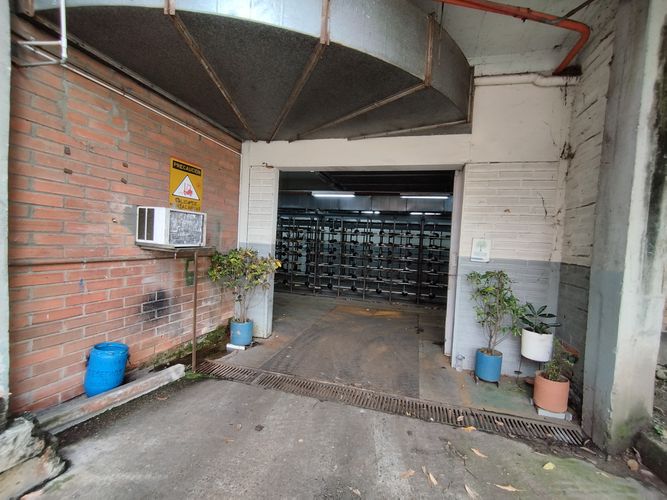 Bodega en arriendo en San Jose Obrero, Bello, 955 m² · foto 4 de 9