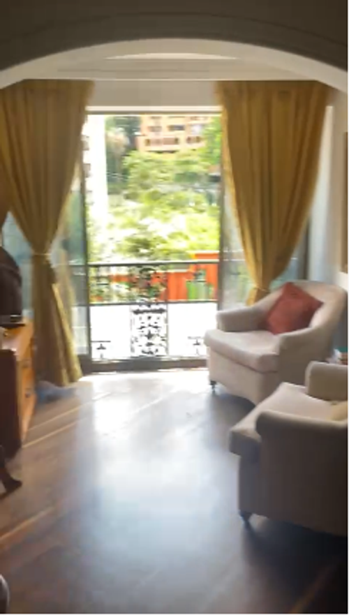 Casa de 5 alcobas en venta en El Poblado, Medellín, 275 m² · foto 9 de 11