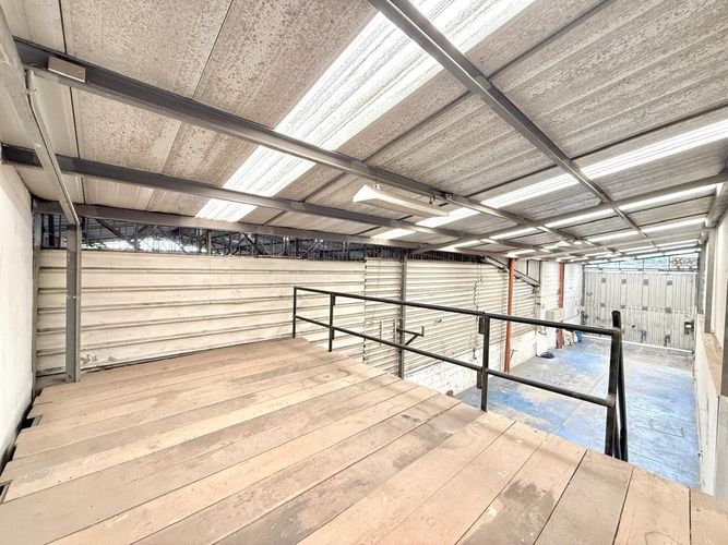 Bodega en arriendo en Pinares, Pereira, 110 m² · foto 3 de 10