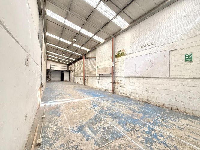 Bodega en arriendo en Pinares, Pereira, 110 m² · foto 7 de 10