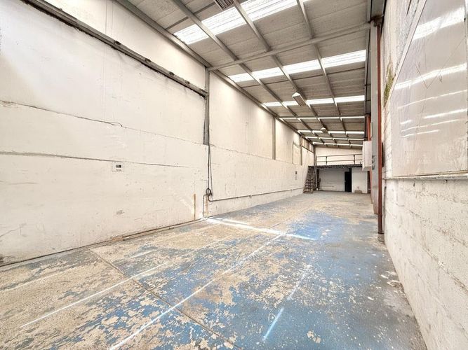 Bodega en arriendo en Pinares, Pereira, 110 m² · foto 8 de 10