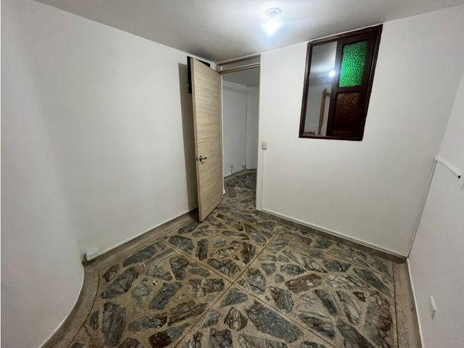Apartaestudio en venta en La Almeria, Medellín, 35 m² · foto 8 de 11