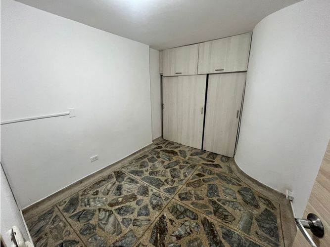Apartaestudio en venta en La Almeria, Medellín, 35 m² · foto 9 de 11