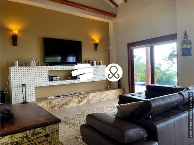 Casa de 3 alcobas en venta en Zona Centro, Envigado · foto 10 de 24