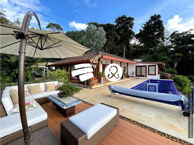 Casa de 3 alcobas en venta en Zona Centro, Envigado · foto 17 de 24