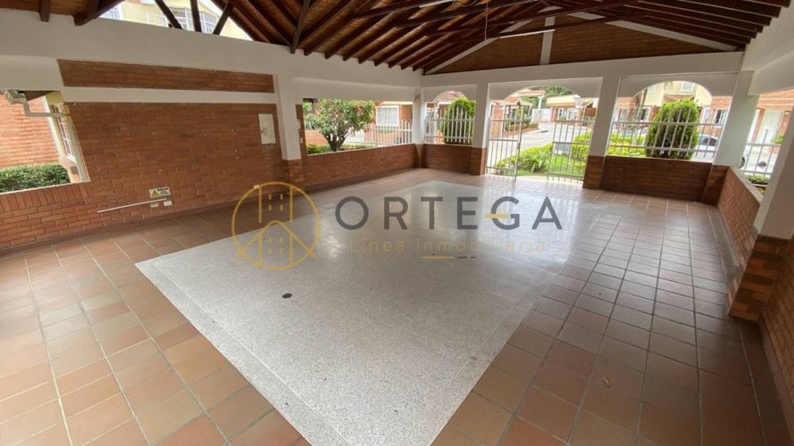 Casa de 5 alcobas en venta en Cañaveral, Floridablanca, 240 m² · foto 15 de 19