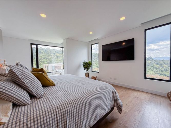 Casa de 5 alcobas en venta en Yerbabonita Bosque Nativo, Sopó, 470 m² · foto 16 de 24