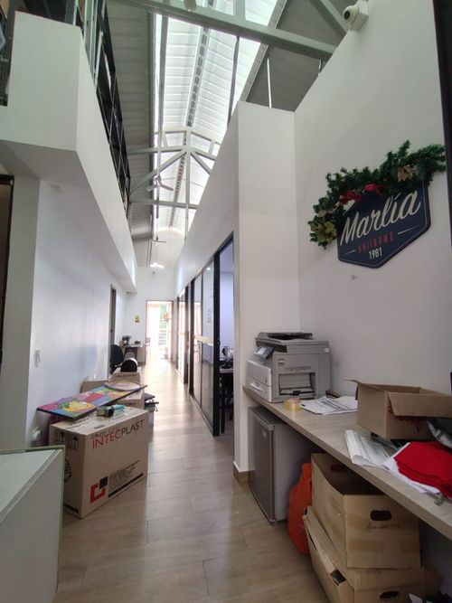 Bodega en arriendo en Belén, Medellín, 250 m² · foto 5 de 15