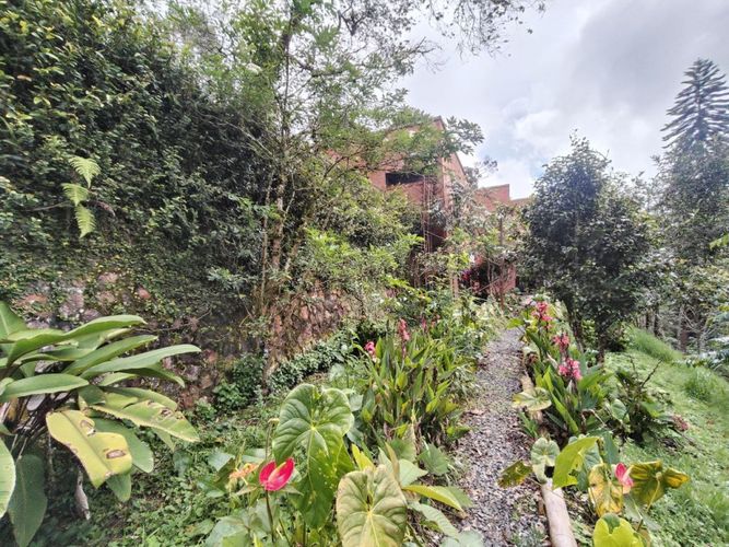 Casa de 3 alcobas en venta en Alto Dapa, Yumbo, 358 m² · foto 9 de 24