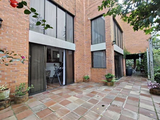 Casa de 3 alcobas en venta en Alto Dapa, Yumbo, 358 m² · foto 10 de 24