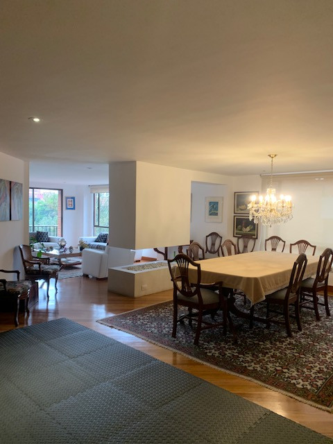 Apartamento en venta en Santa Barbara Occidental, Bogotá · foto 4 de 24