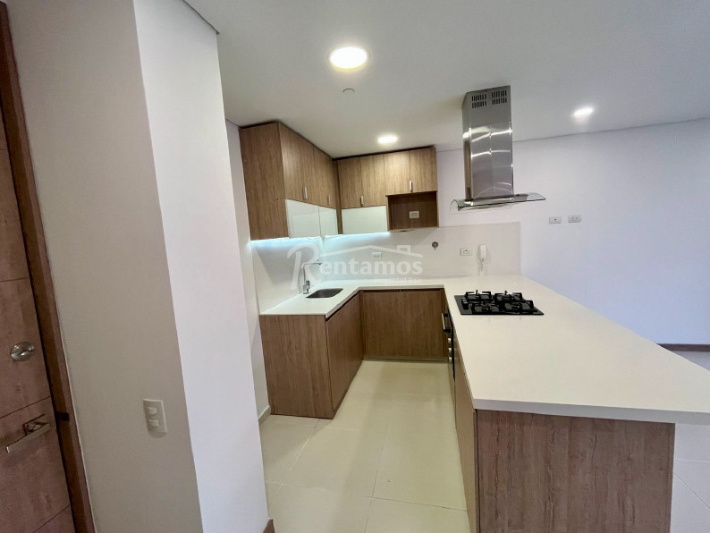 Apartamento en venta en Loma Del Esmeraldal, Envigado · foto 8 de 21