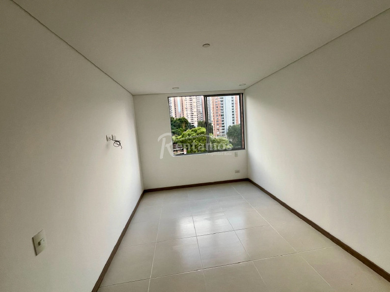 Apartamento en venta en Loma Del Esmeraldal, Envigado · foto 10 de 21