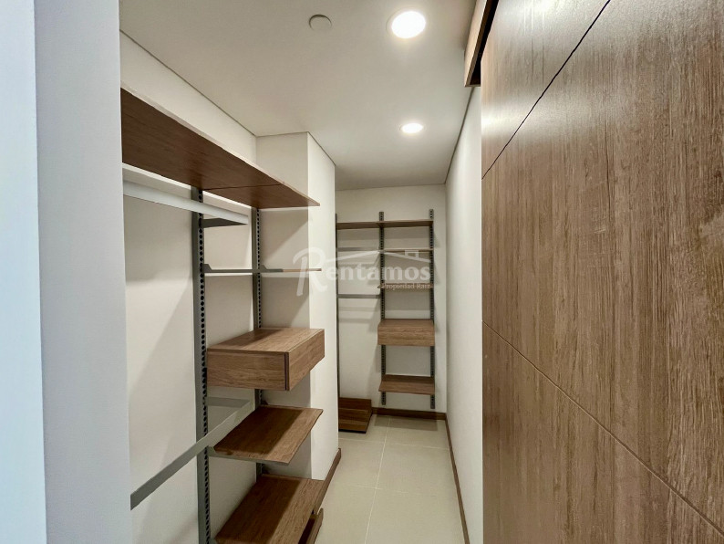 Apartamento en venta en Loma Del Esmeraldal, Envigado · foto 14 de 21