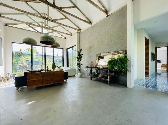 Casa de 3 alcobas en venta en Aeropuerto, Rionegro, 290 m² · foto 10 de 24