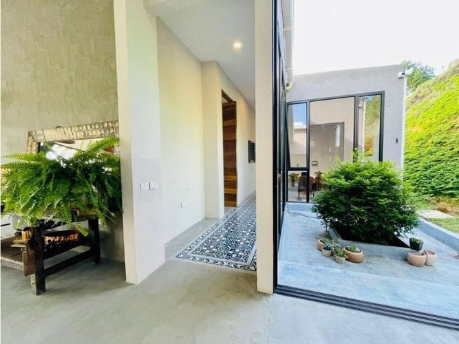 Casa de 3 alcobas en venta en Aeropuerto, Rionegro, 290 m² · foto 22 de 24