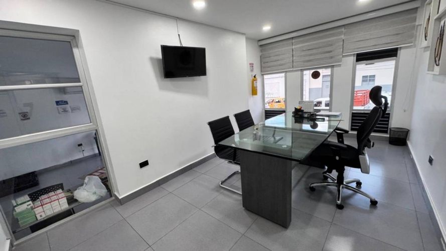 Casa de 3 alcobas en arriendo en Centro, Neiva, 481 m² · foto 6 de 9