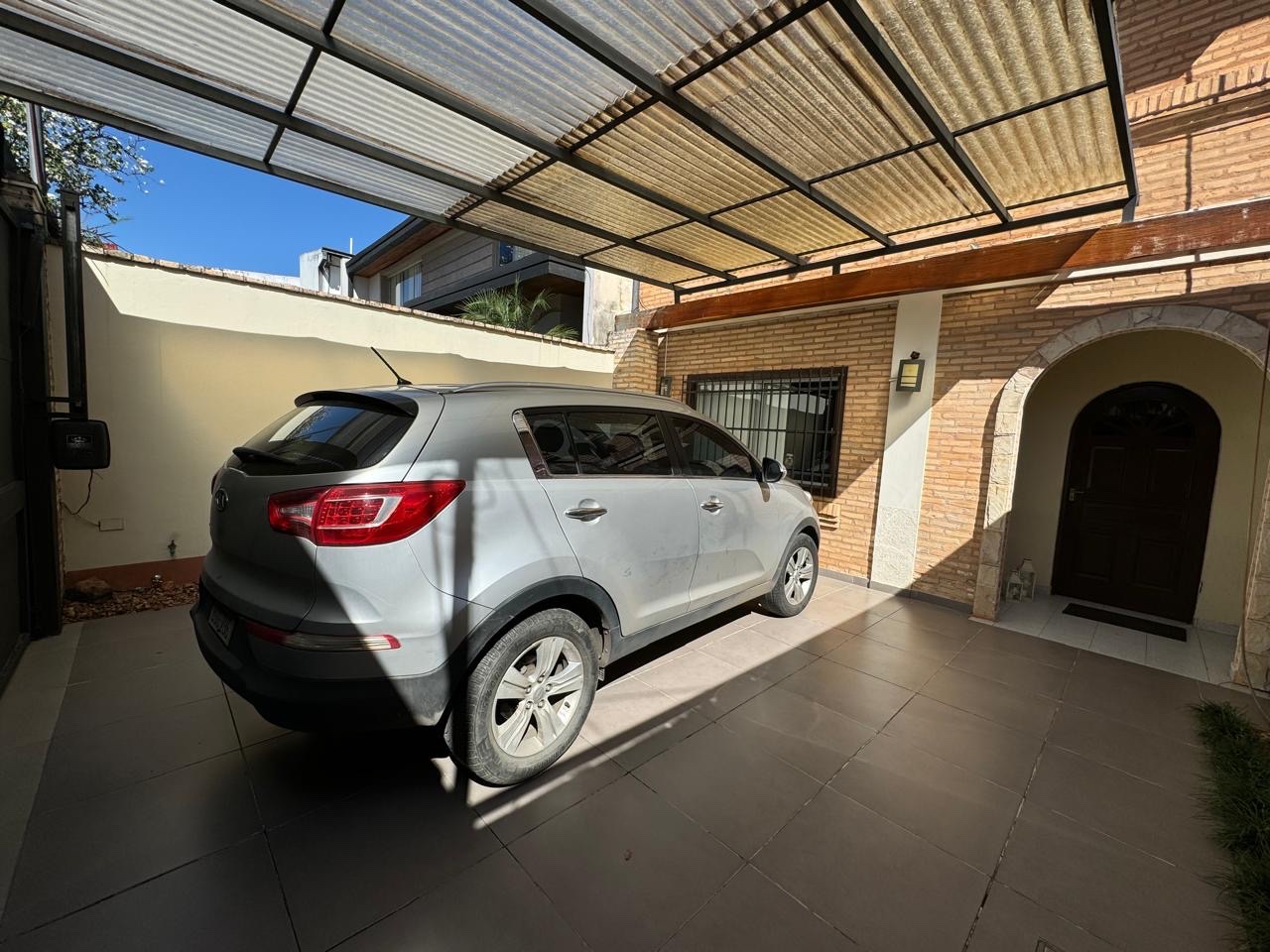 Duplex Exclusivo y Espacioso en el Prestigioso Barrio Mburucuya — foto 2