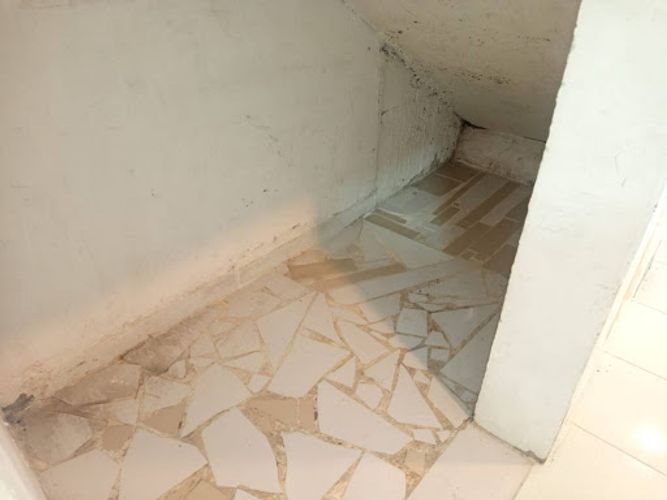 Local en arriendo en La Castellana, Medellín, 30 m² · foto 6 de 10