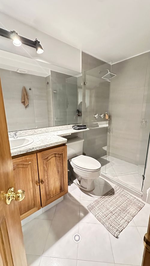 Apartaestudio en venta en Santa Barbara, Bogotá, 52 m² · foto 9 de 17