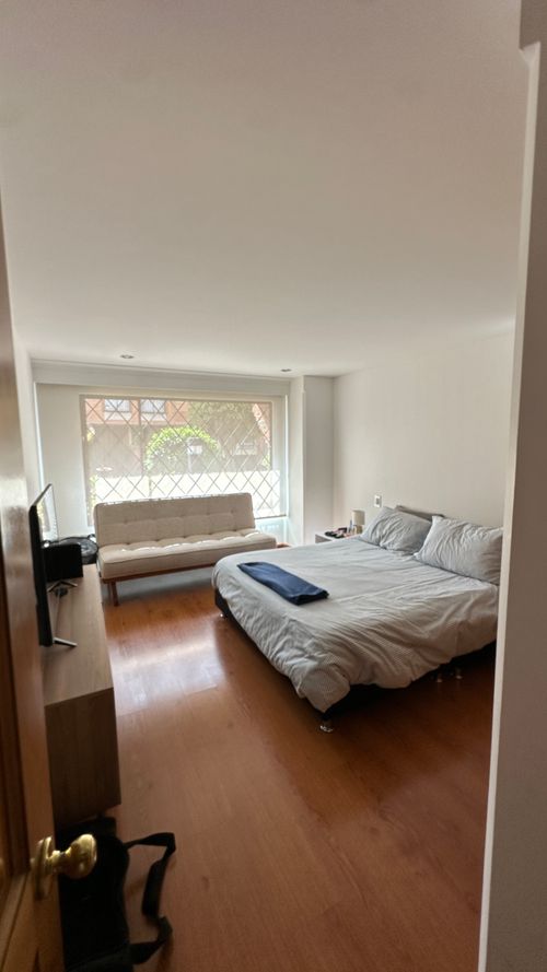 Apartaestudio en venta en Santa Barbara, Bogotá, 52 m² · foto 10 de 17