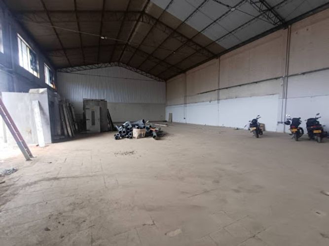 Bodega en arriendo en Rodeo Alto, Medellín, 1200 m² · foto 3 de 15