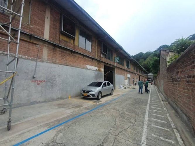 Bodega en arriendo en Rodeo Alto, Medellín, 1200 m² · foto 14 de 15