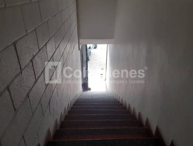 Bodega en arriendo en Los Naranjos, Itagüí, 2919 m² · foto 15 de 22